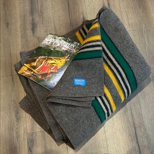 Pendleton Wool Blanket Charcoal Sweater with Forest Green and Mustard Stripes !!